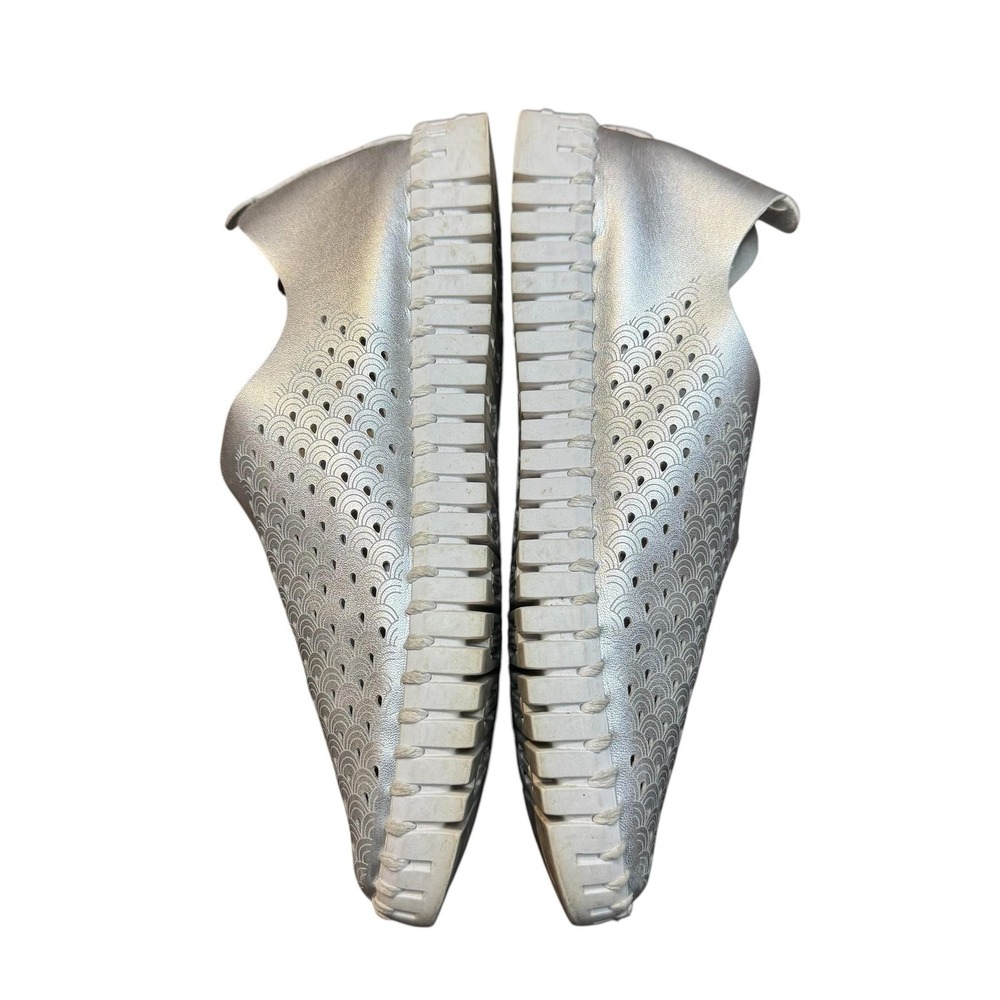 Ilse Jacobsen Shoes Womens‎ Size 5 Silver Perforated Slip Flats Comfort Casual - Picture 5 of 10